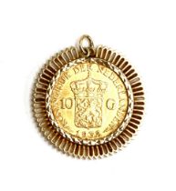 A gold 1932 Netherlands Queen Wilhelmina 10 Gulden coin in a 9ct gold pendant mount, gross weight 9g