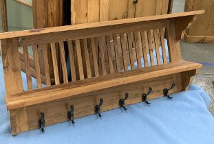 A modern hardwood plate rack with hooks below, 92cmW