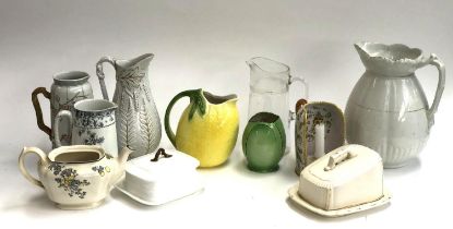 A mixed lot of ceramics to include 19th century jug with fern leaf detail; Italian lemon jug;