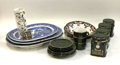 A mixed lot to include: three large Willow meat plates;pair of Davenport imari pattern salts;