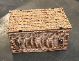 A wicker hamper, 55cmW