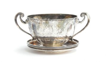 An Edwardian silver twin handled bowl and stand by Elkington & Co Ltd, London 1905, scroll