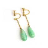 A pair of early 20th century 15ct gold and jade drop earrings, the jade drops 2cm long, gross weight