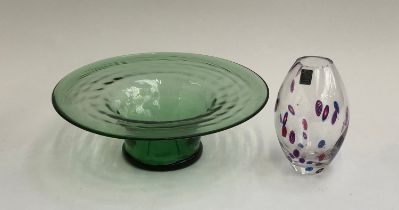 A Dartington glass vase, 15cmH; together with a green glass hand blown fruit bowl, 29cmD (2)