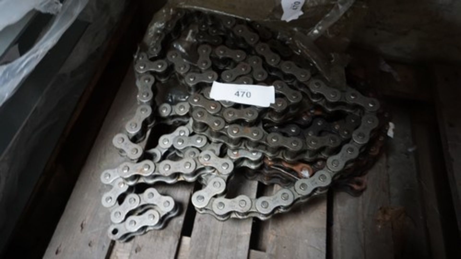 1 x unknown length double strand roller chain, approximate 12mm gap between rollers, approximate