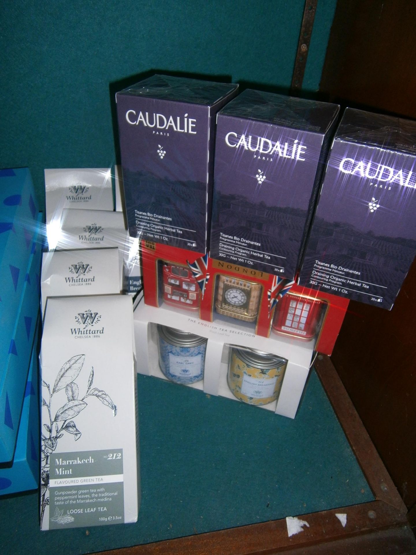 A quantity of luxury teas including 3 x gift boxes of T2 selection, Whittards and Caudalie Paris - Image 2 of 3