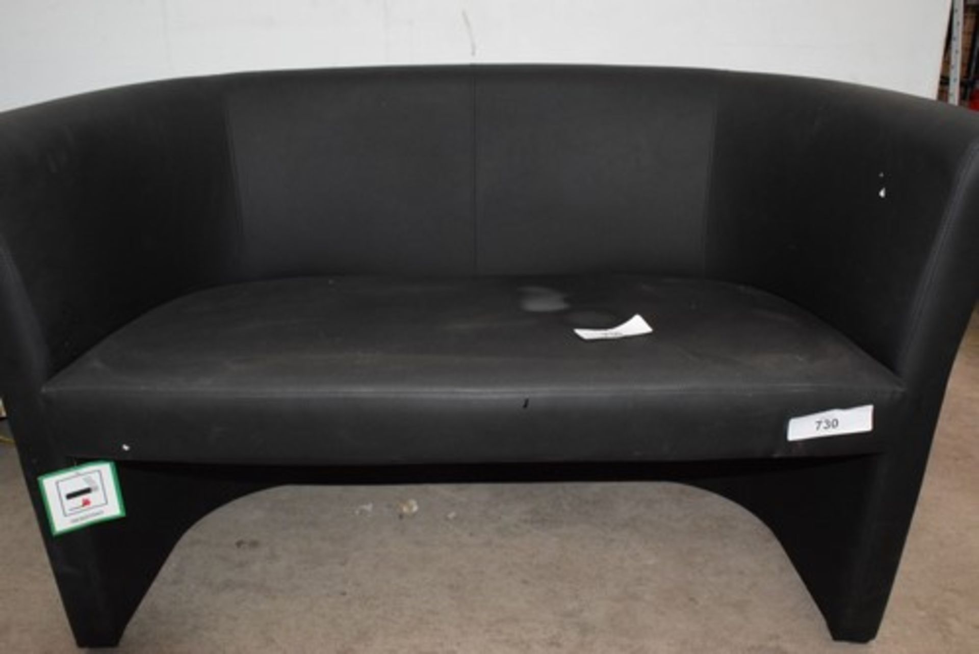 1 x Chaise lounge, purple approximately 140 x 55cm (slight tear in fabric front left corner) - Image 4 of 6