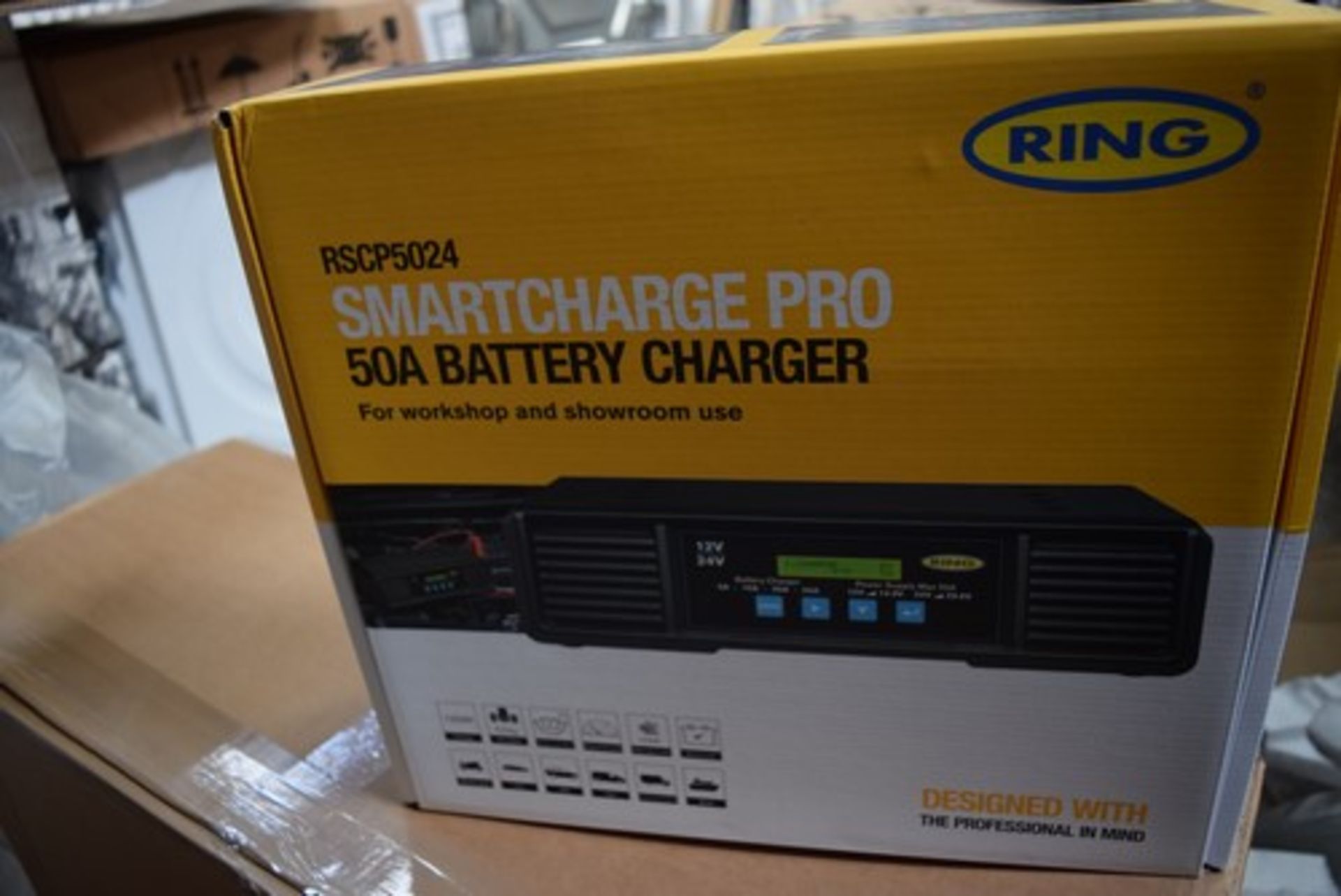1 x Ring smart charge pro battery charger, Model RSCP 5024 - New in box (GS7) - Image 2 of 2