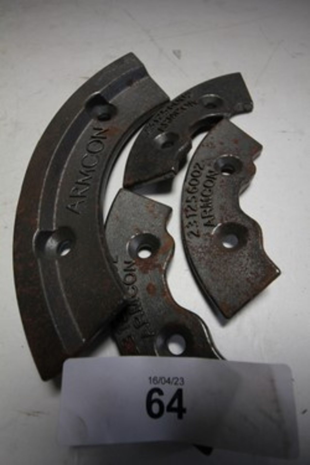A selection of vice jaws including Eclipse and Kennedy, 1 x bench vice etc - New (SW9) - Image 4 of 4