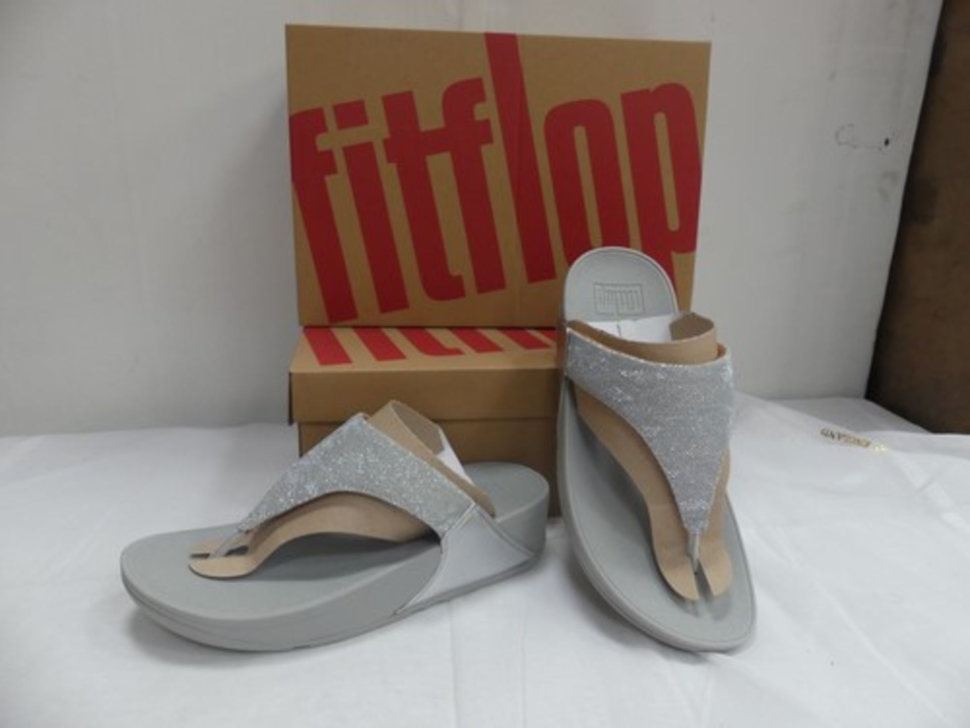 2 x pairs of Fitflop's Lulu Glutz post silver sandals, 1 x size 6 and 1 x size 7 - New in tatty