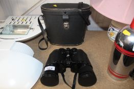 A pair of Commodore 10 x 50 field binoculars with
