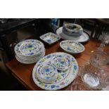 A quantity of Masons Regency pattern dinner ware e