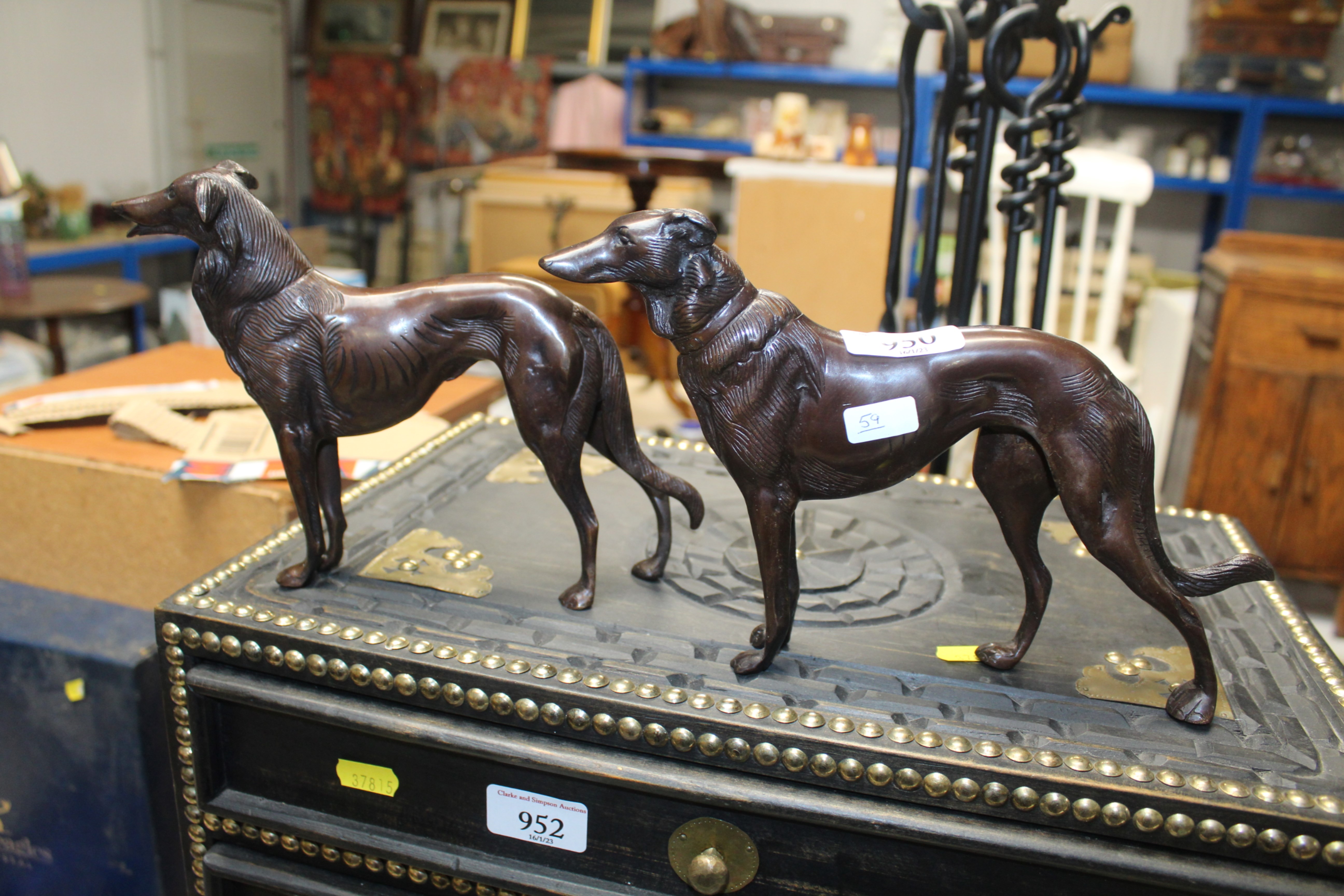 Two bronzed model dogs (59)