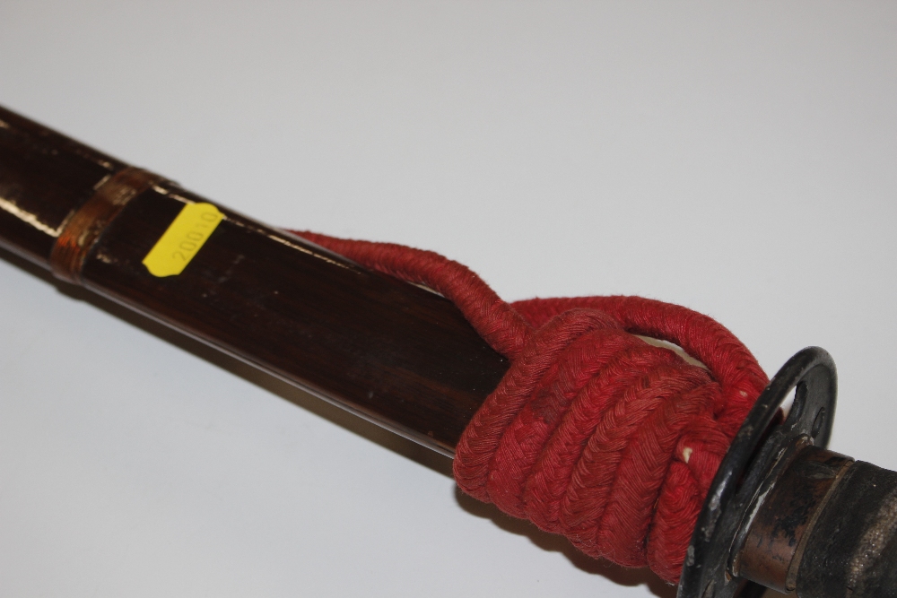 An antique Japanese Samurai sword - Image 3 of 5