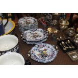 A Victorian pearlware pattern part dessert service