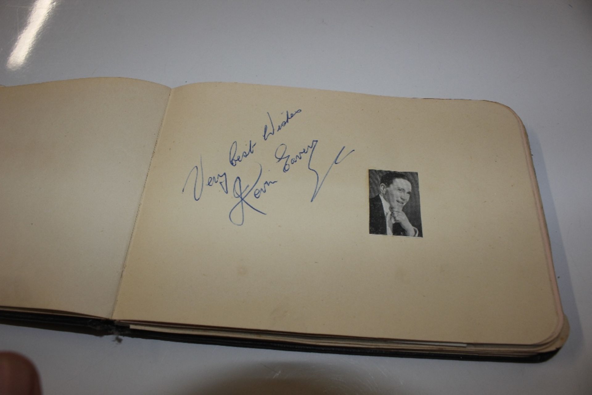 An autograph book including some photographs of ce - Image 6 of 13