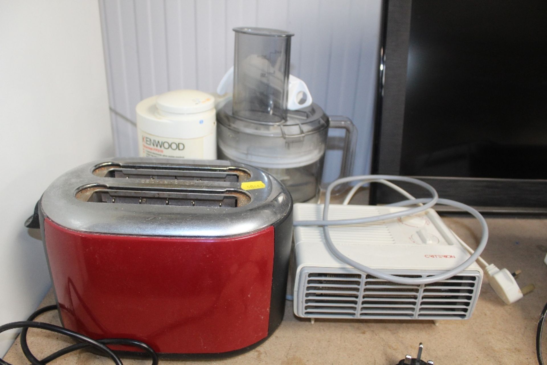 A Classic stereo radio; a fan heater; toaster and - Image 2 of 2