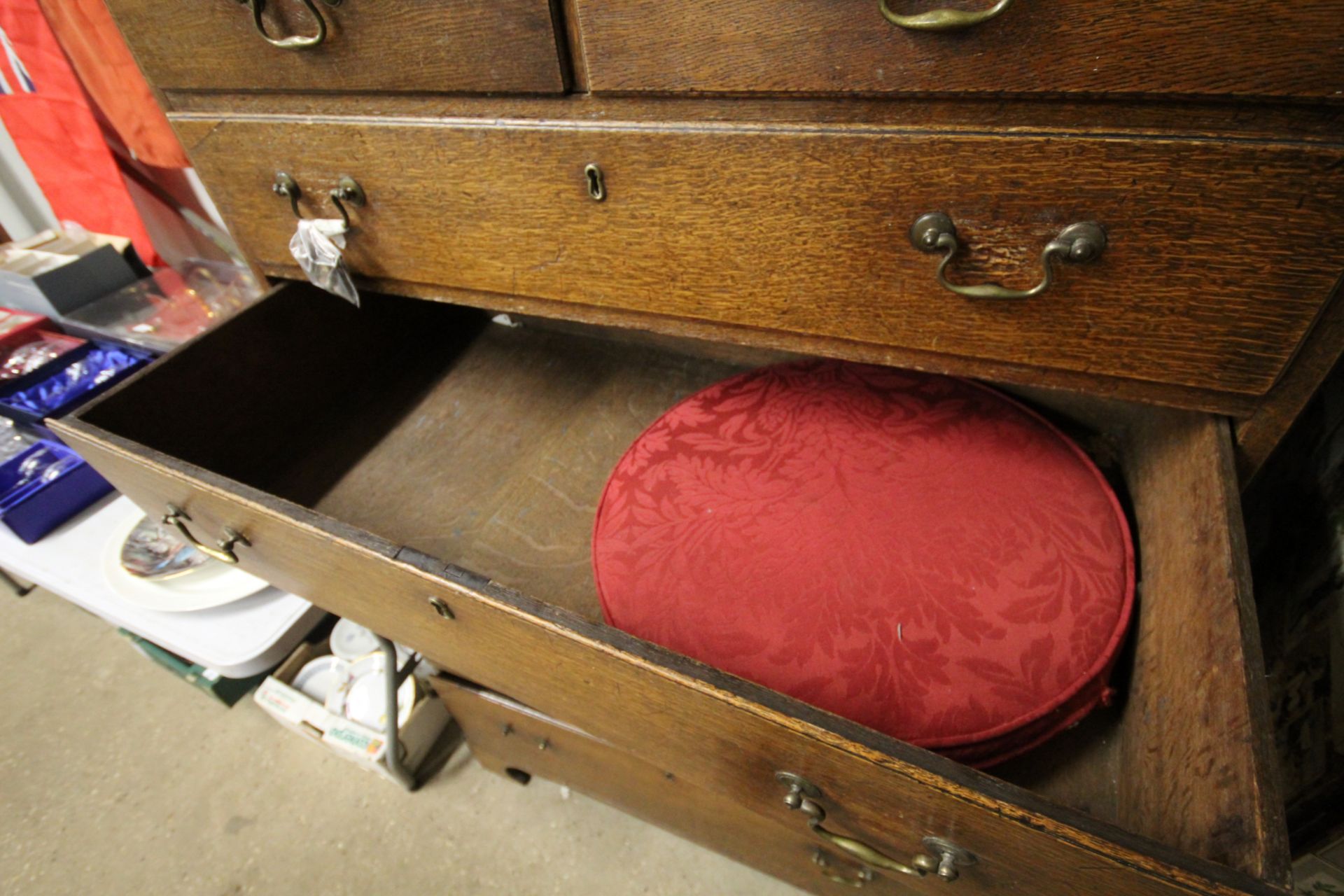 An antique chest on chest raised on bracket feet - Image 6 of 7