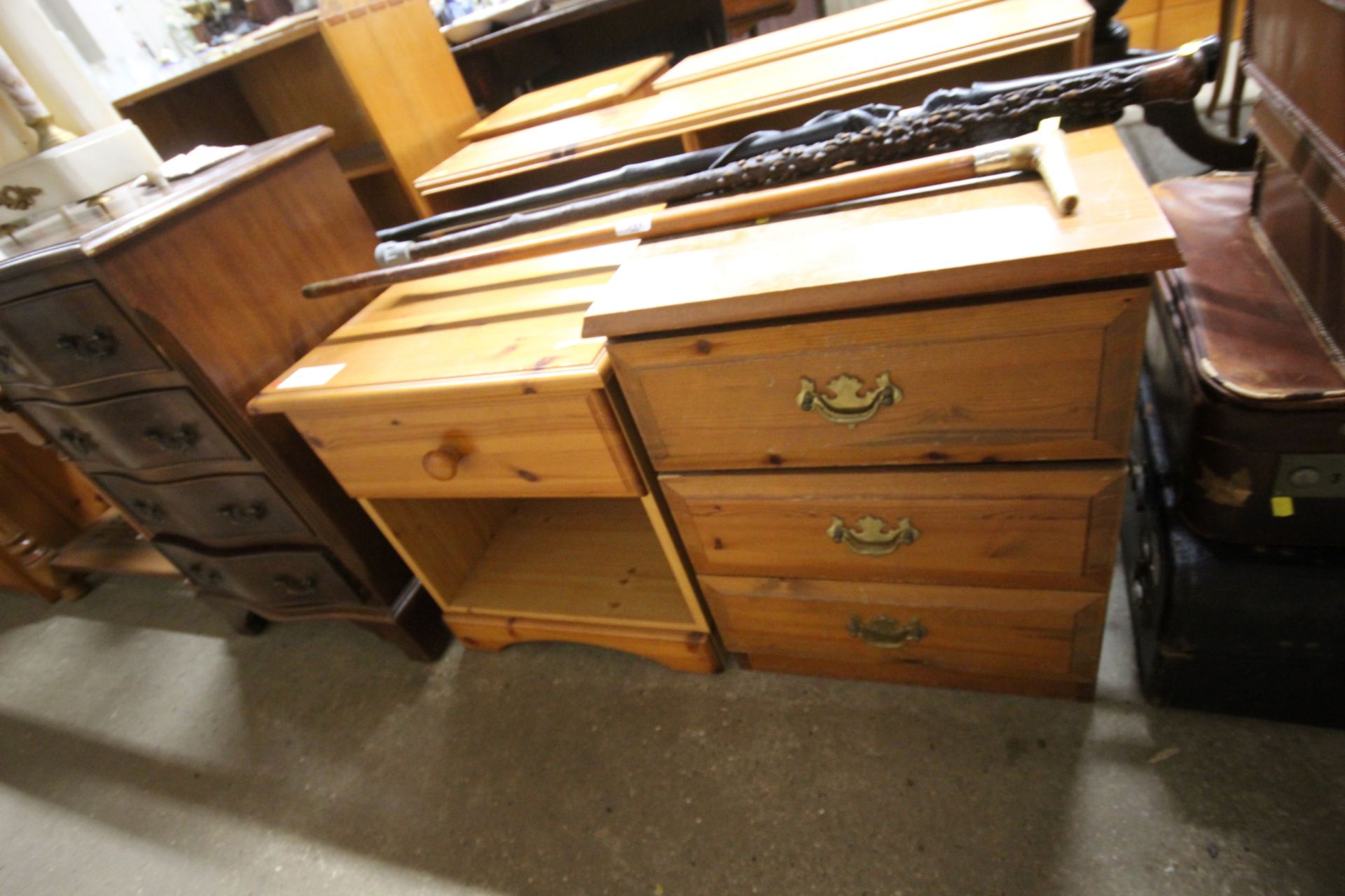 An open fronted bookcase; a pine bedside table fit - Image 2 of 4