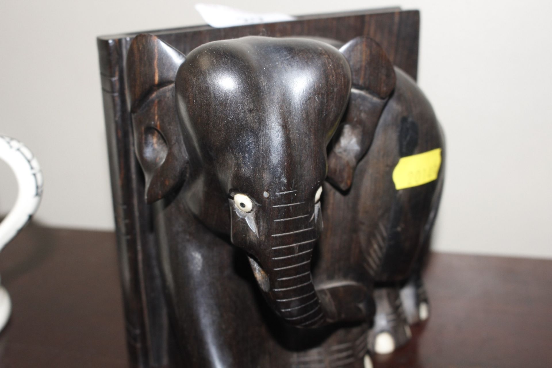 A pair of ebony elephant book ends - Image 2 of 2