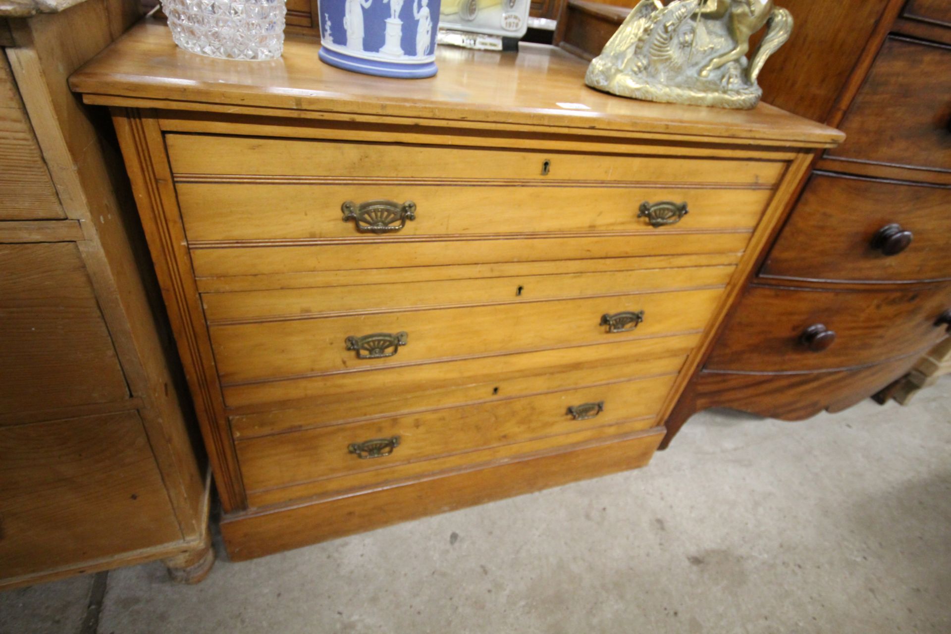 A satin wood dressing chest fitted three drawers - Image 2 of 3