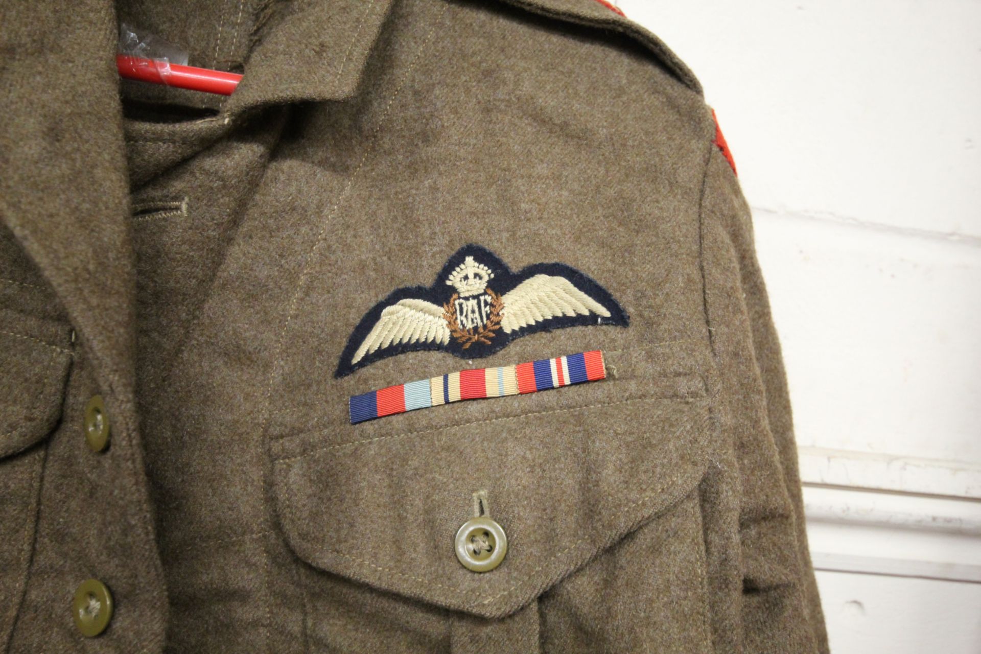 A battle dress blouse with RAF badge, 9th Battalio - Image 3 of 6