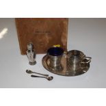 A Mappin & Webb silver plated cruet set in tray in