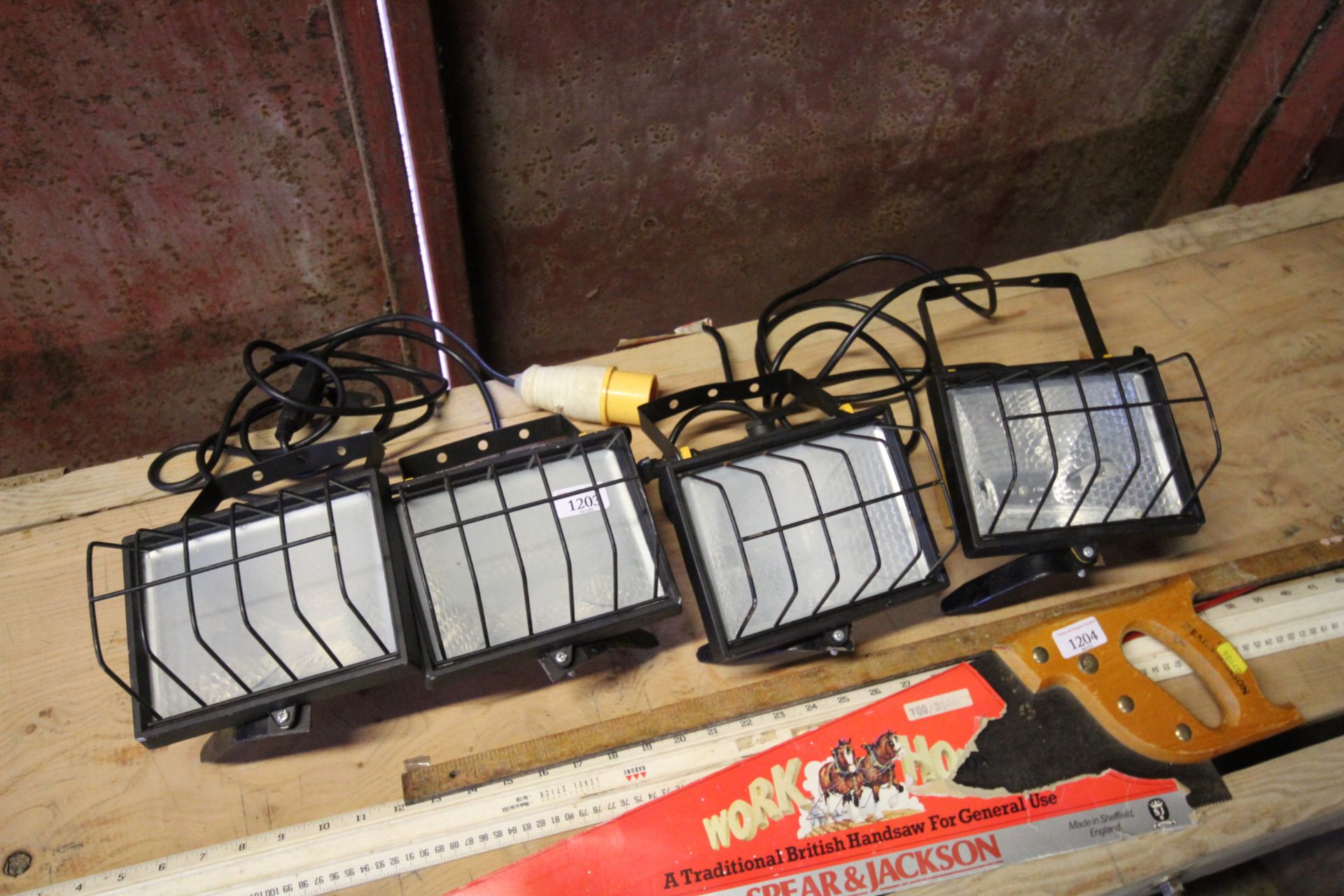 Two pairs of 110v work lights