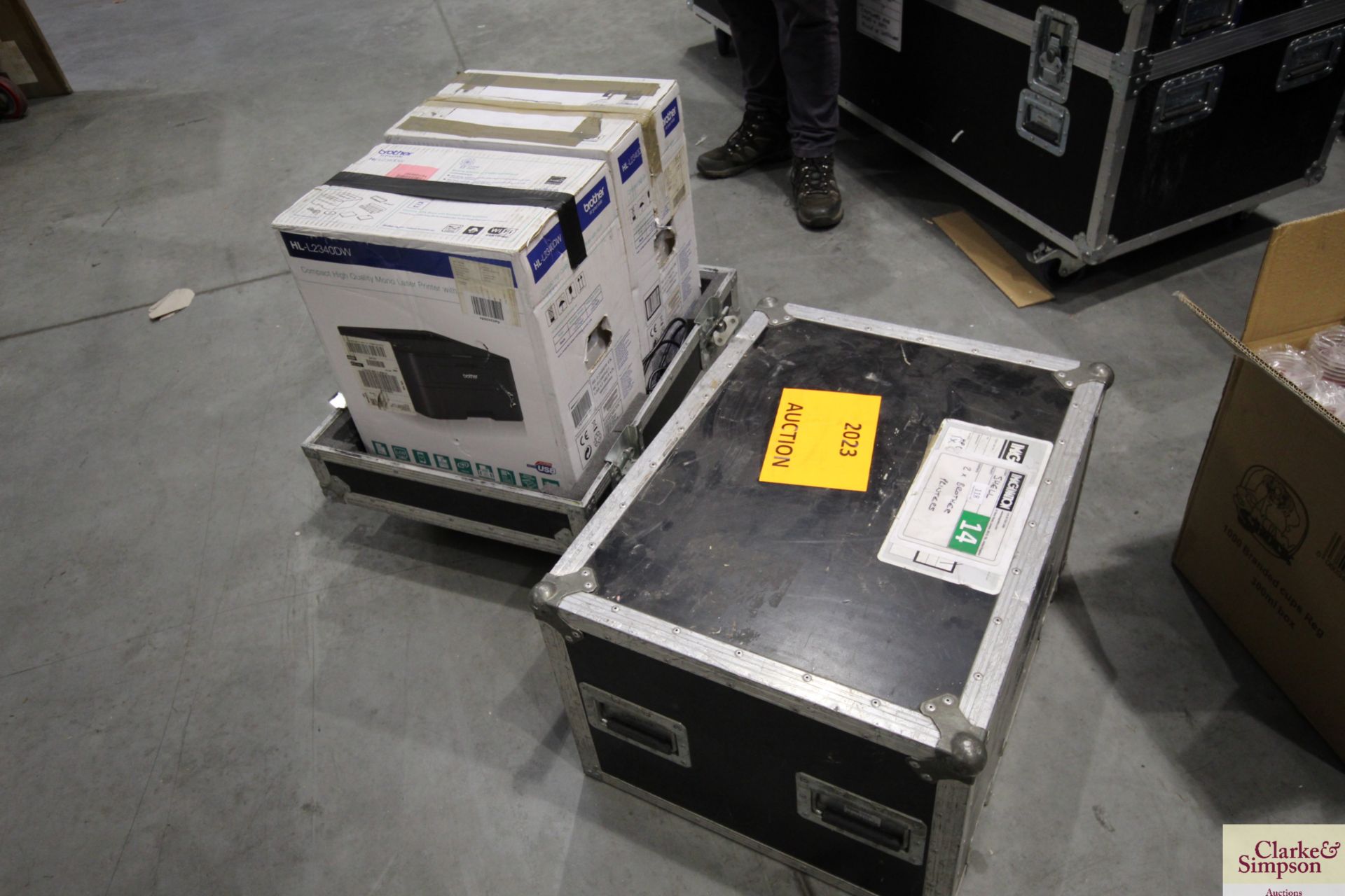 Wheeled flight case measuring approx. 55cm x 70.5cm x 55cm, containing two Brother HL2340DW - Image 3 of 6
