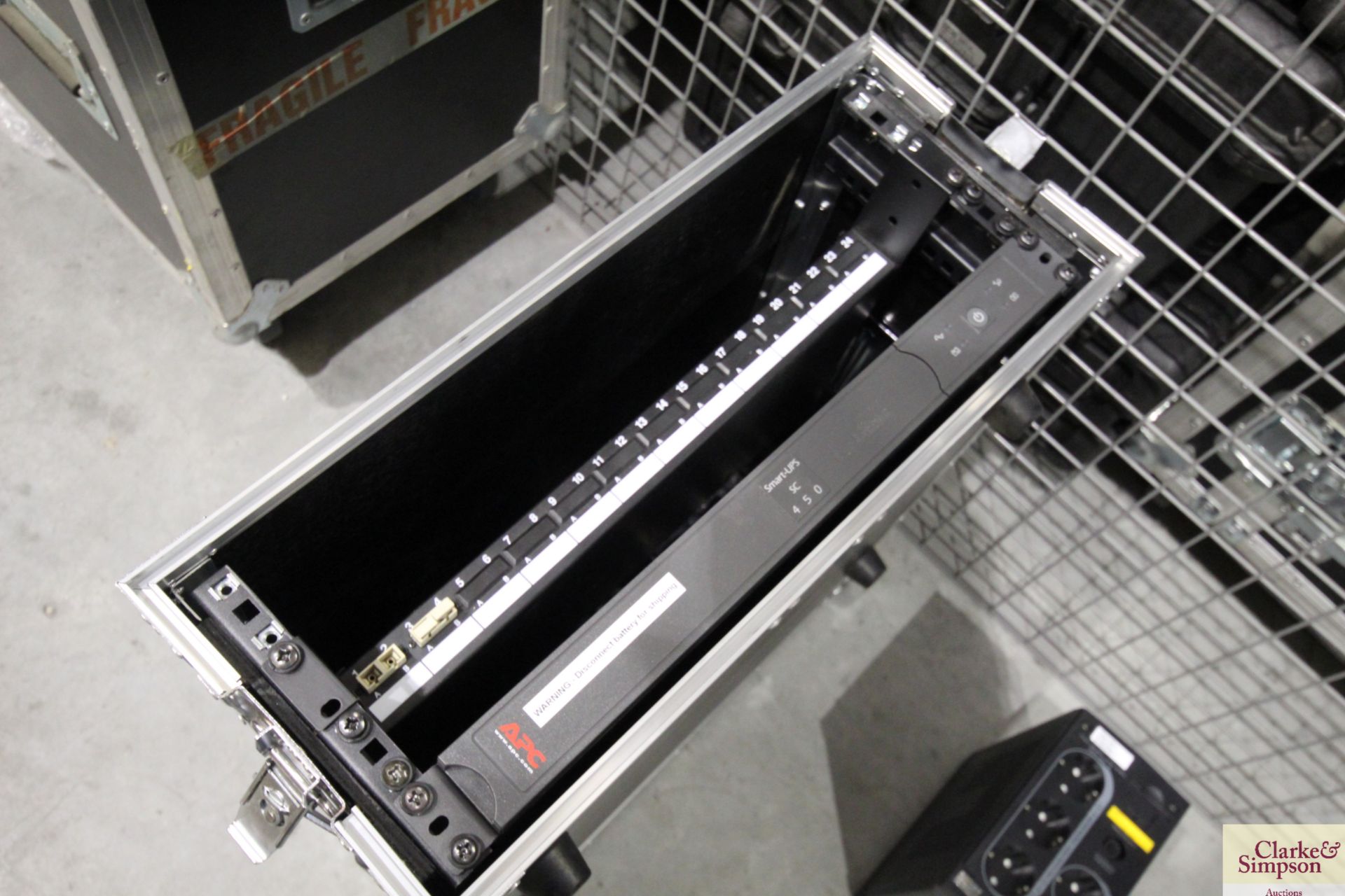 Spider flight case containing network switch and a APC power supply. V - Image 3 of 3