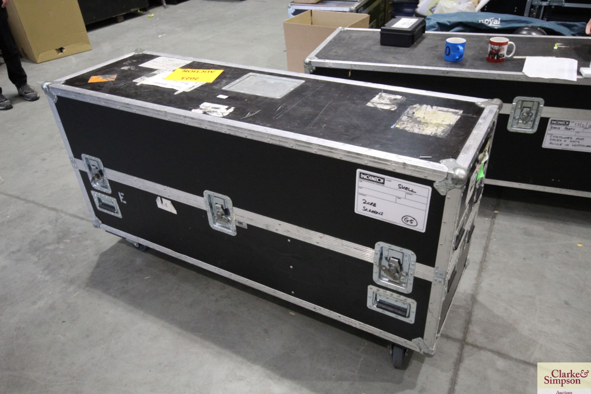 Wheeled flight case measuring approx. 51cm x 161.5cm x 69.5cm, containing two ELO 42" LCD touch