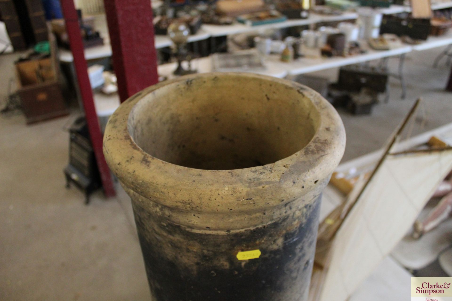 A tall chimney pot approx. 69" - Image 4 of 4