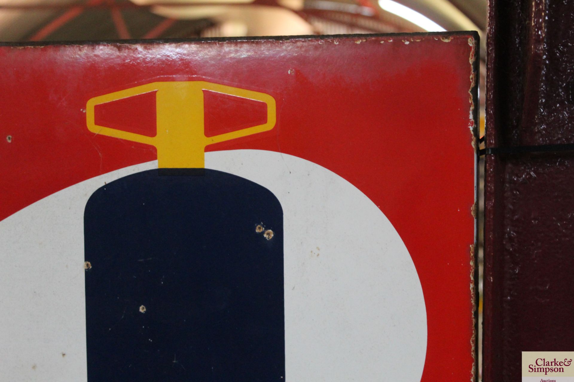 A Total Gaz enamel sign, approx. 24" x 19" - Image 8 of 10