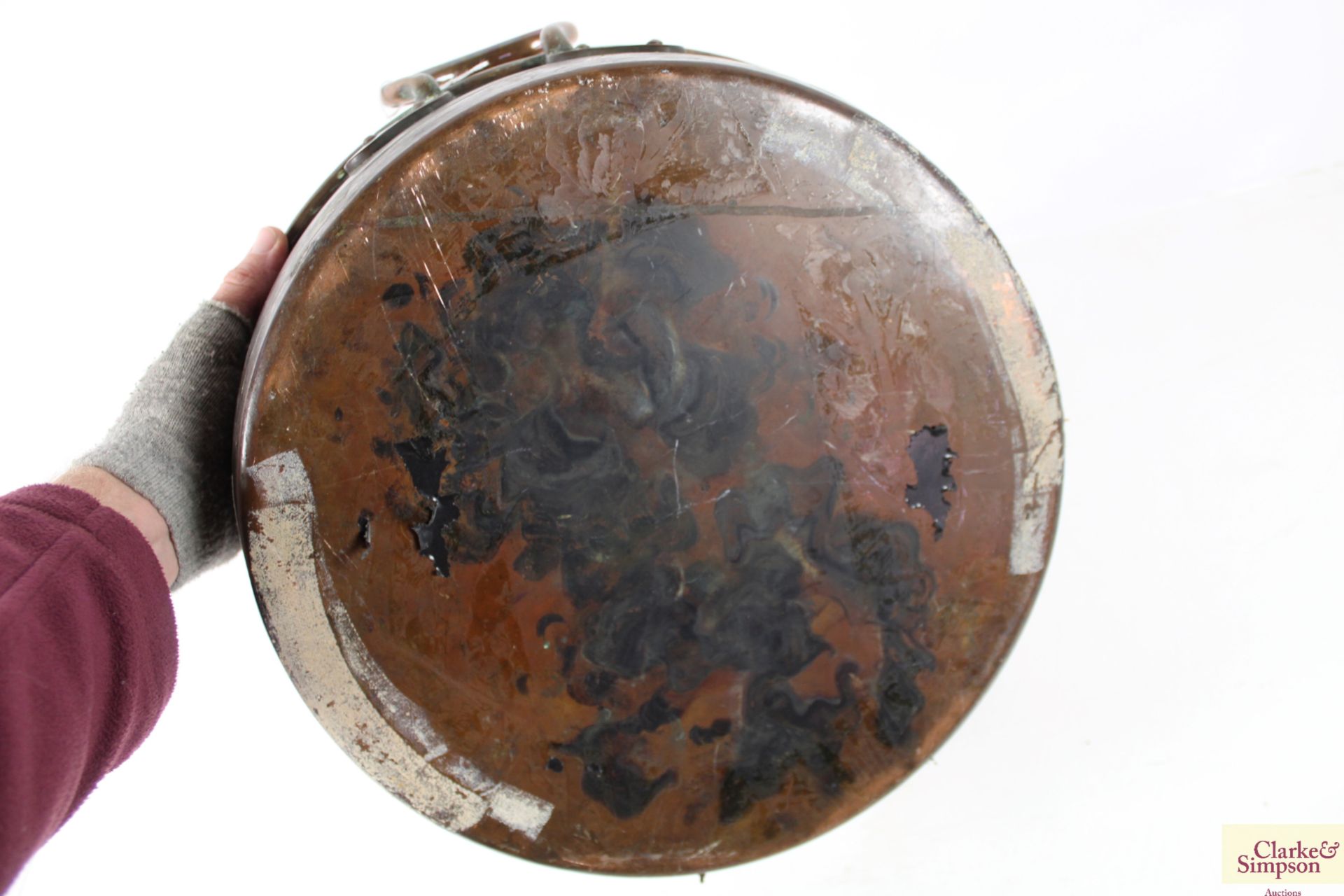 A Victorian copper jam pan - Image 6 of 6