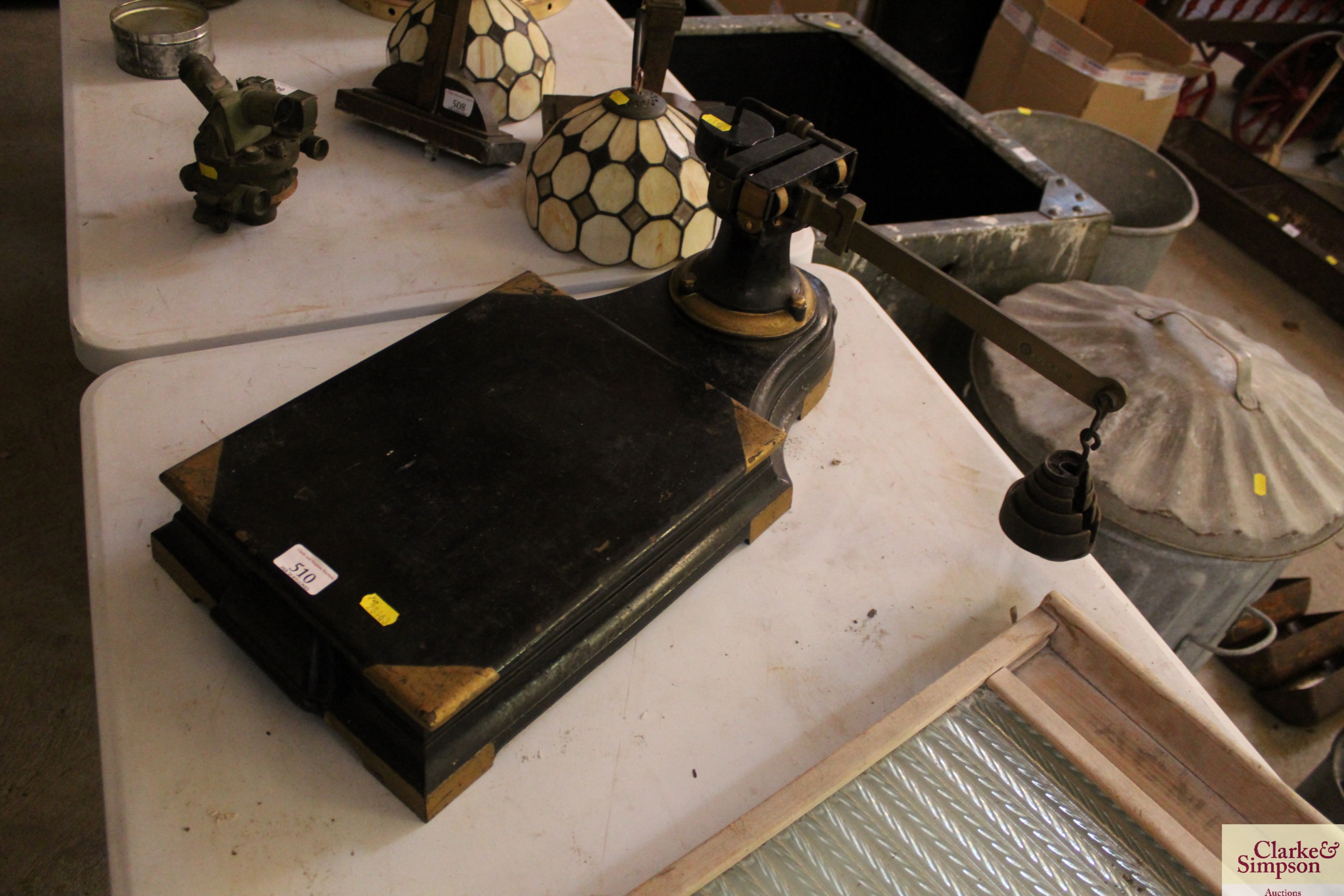 A set of platform scales and weights