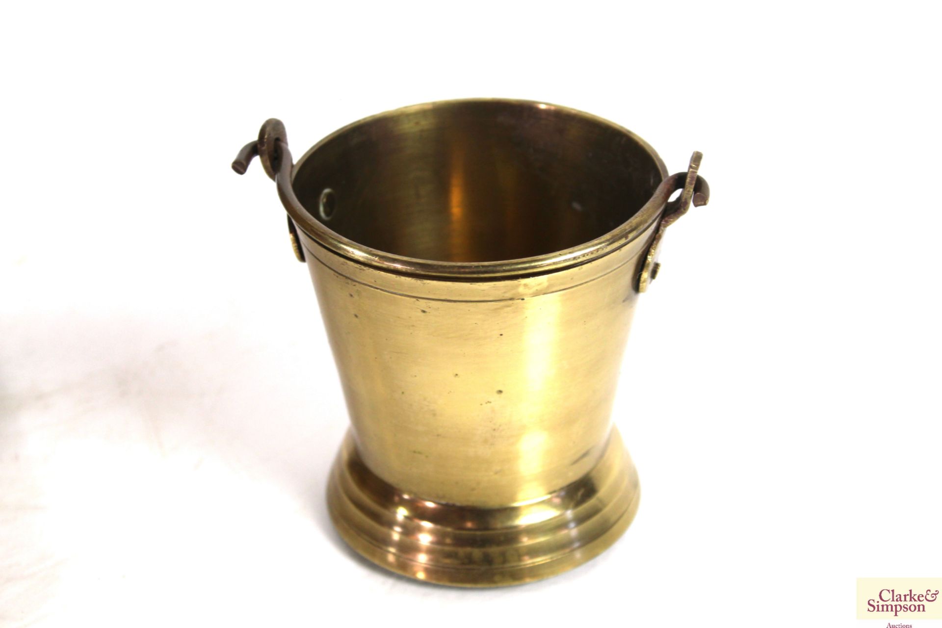 A large brass jam pan with metal swing handle and - Image 6 of 7