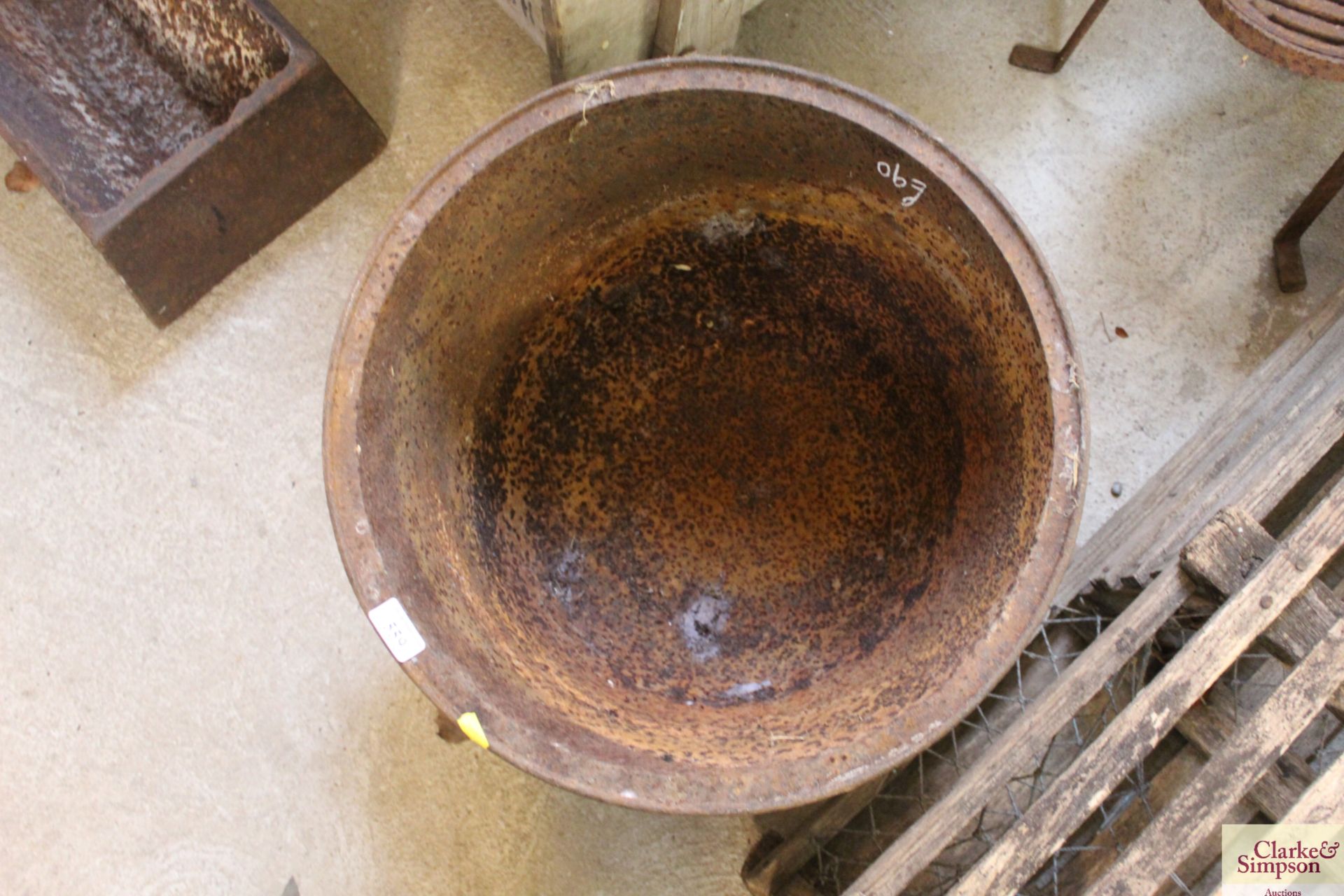 A cast iron copper - Image 3 of 3