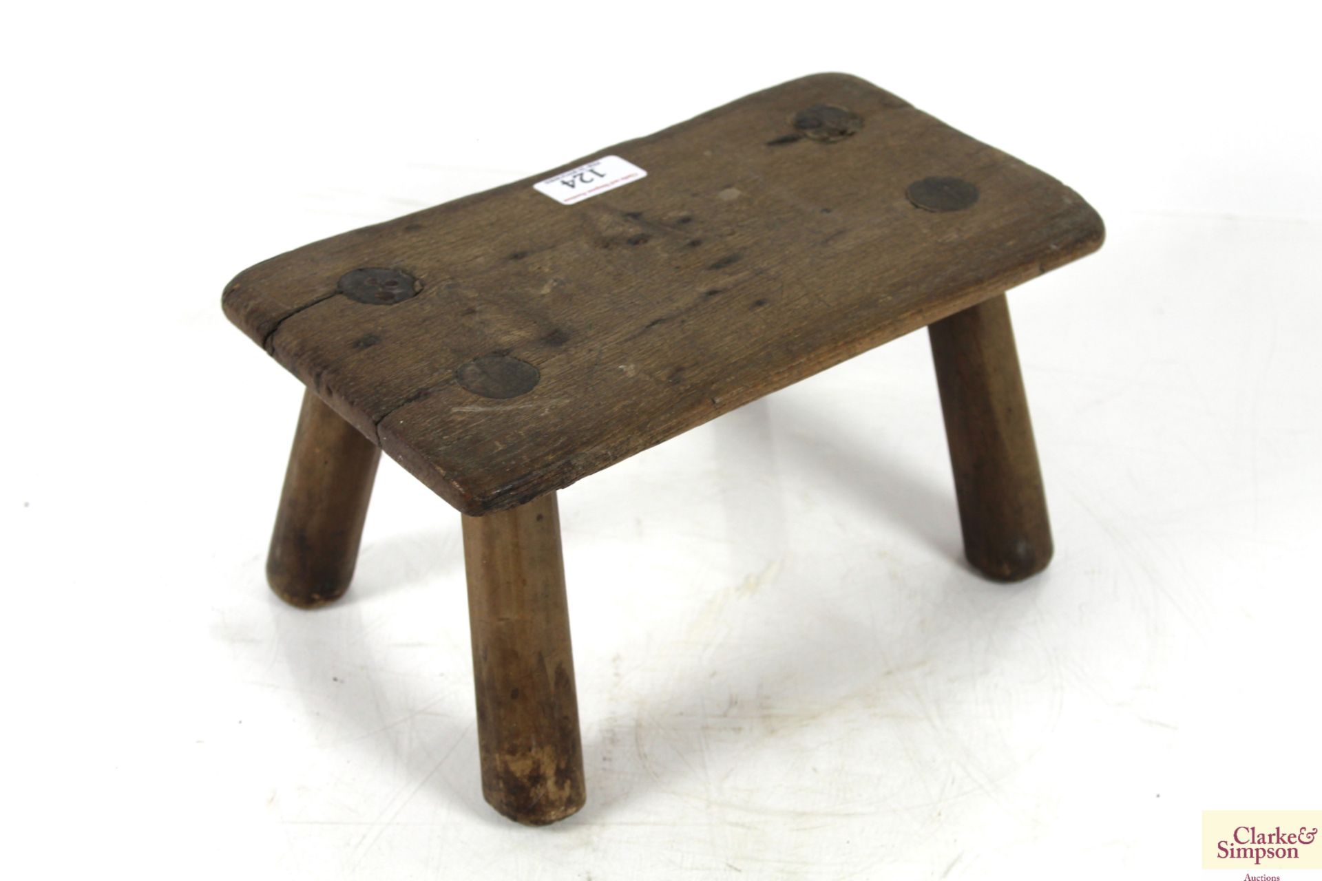 An 18th Century oak footstool - Image 2 of 4