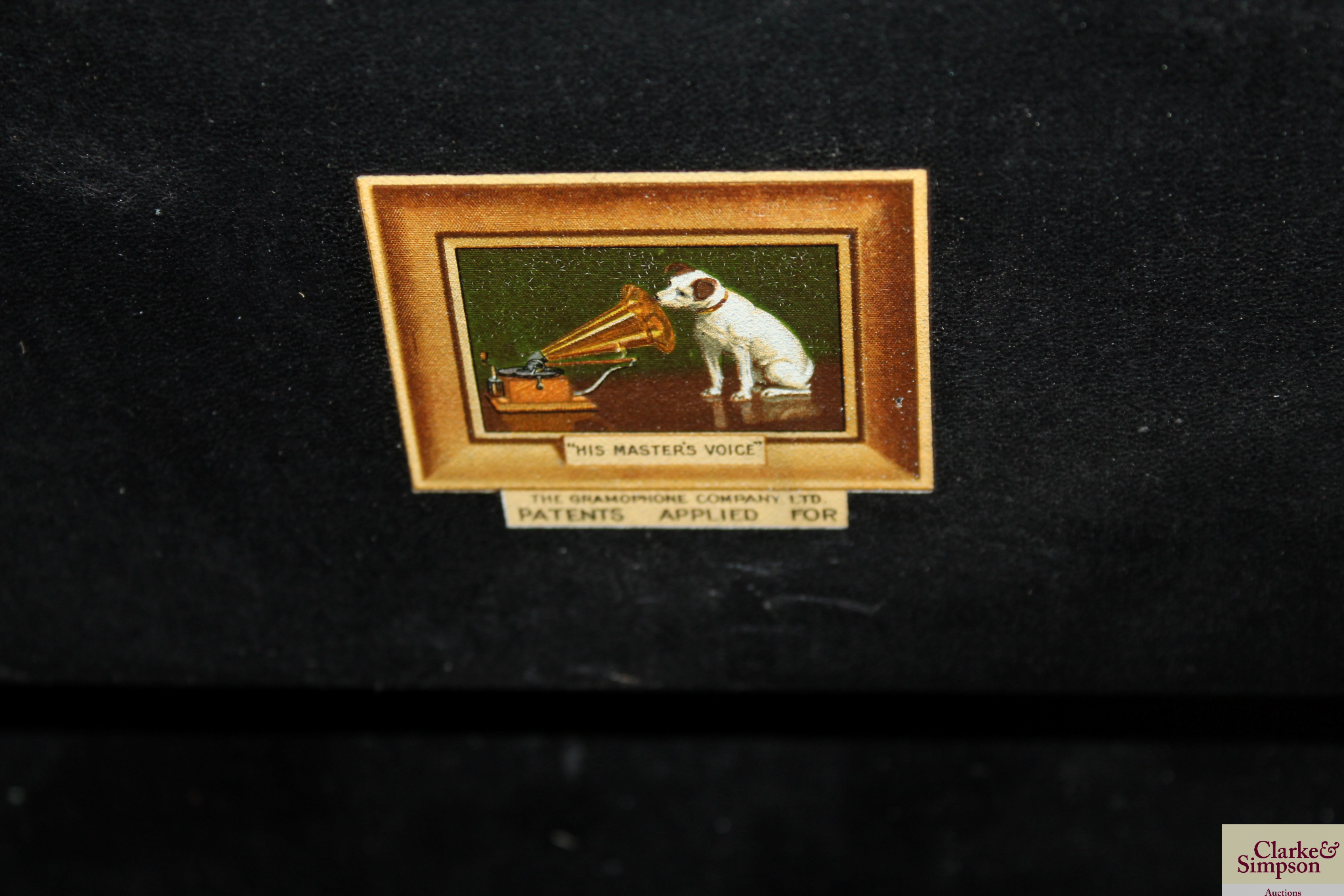 A vintage His Master's Voice wind-up gramophone - Image 6 of 6