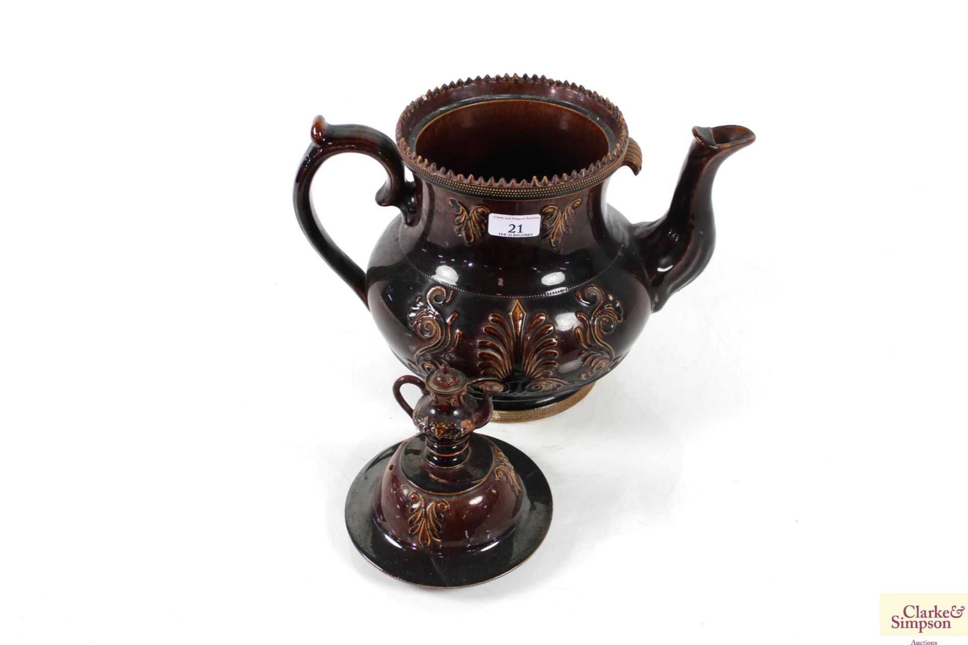 A large ceramic bargeware teapot - Image 6 of 7