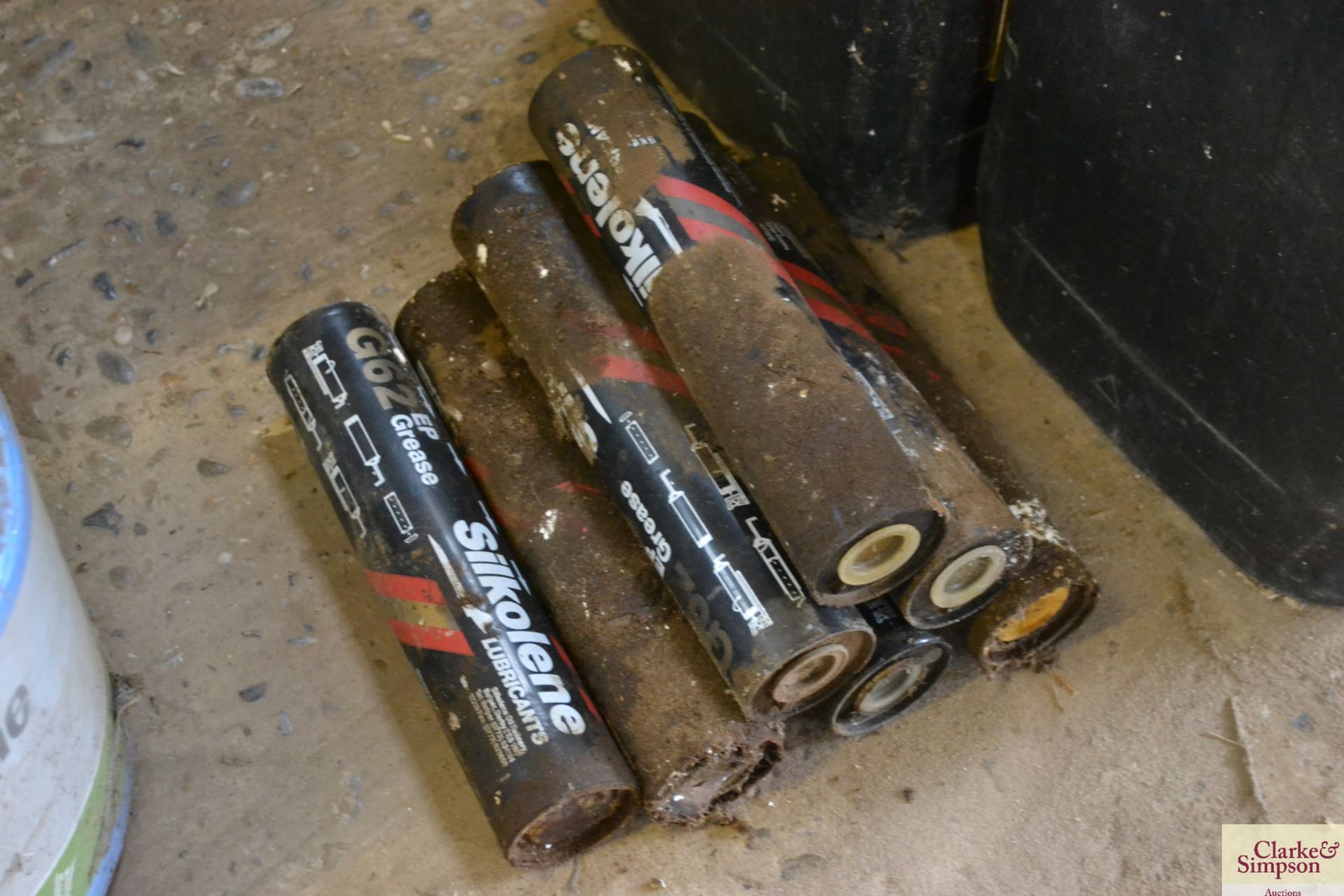 2x 20L JCB hydraulic oil and quantity of grease gun cartridges. V - Image 2 of 3