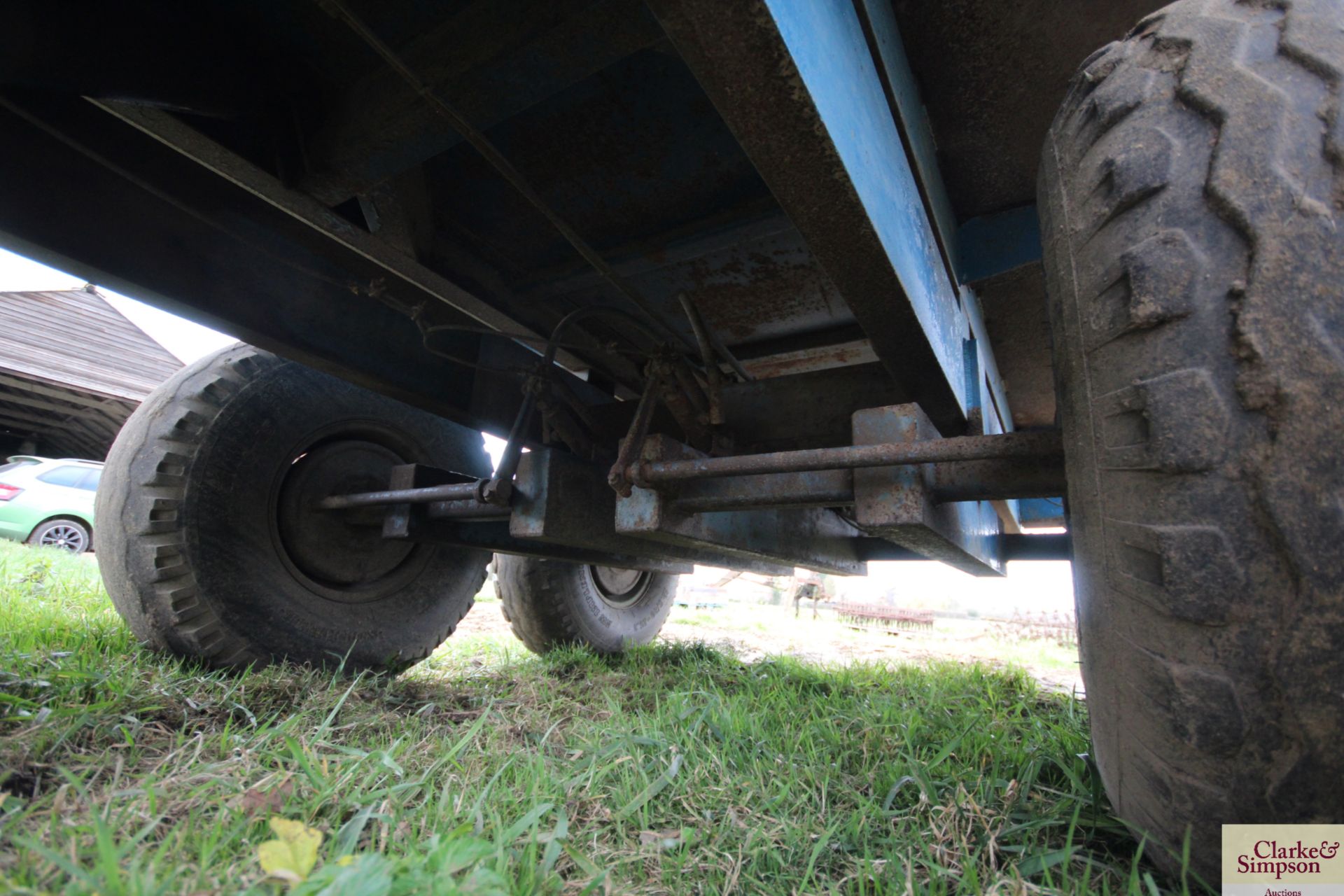 Richard Western 10T twin axle tipping trailer. 1985. With oil brakes. V - Image 16 of 19