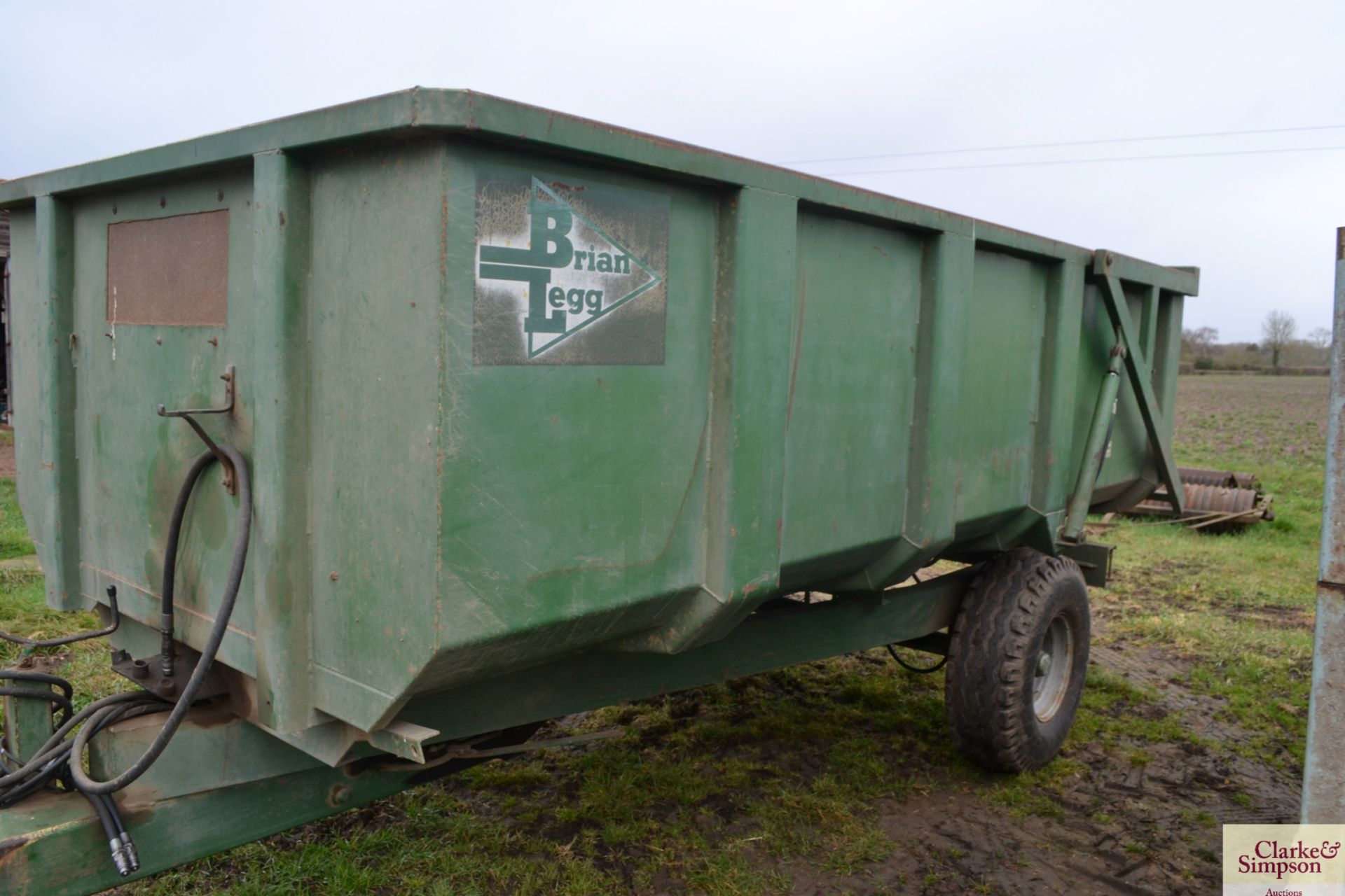 Brian Legg 7T single axle tipping trailer. Serial number T871. 1987. With hydraulic tailgate. V - Image 13 of 20