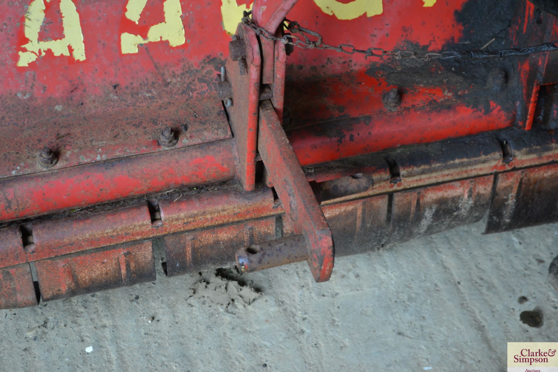 Taarup West-Mac linkage mounted straw chopper. Serial No. 256942. V - Image 6 of 9