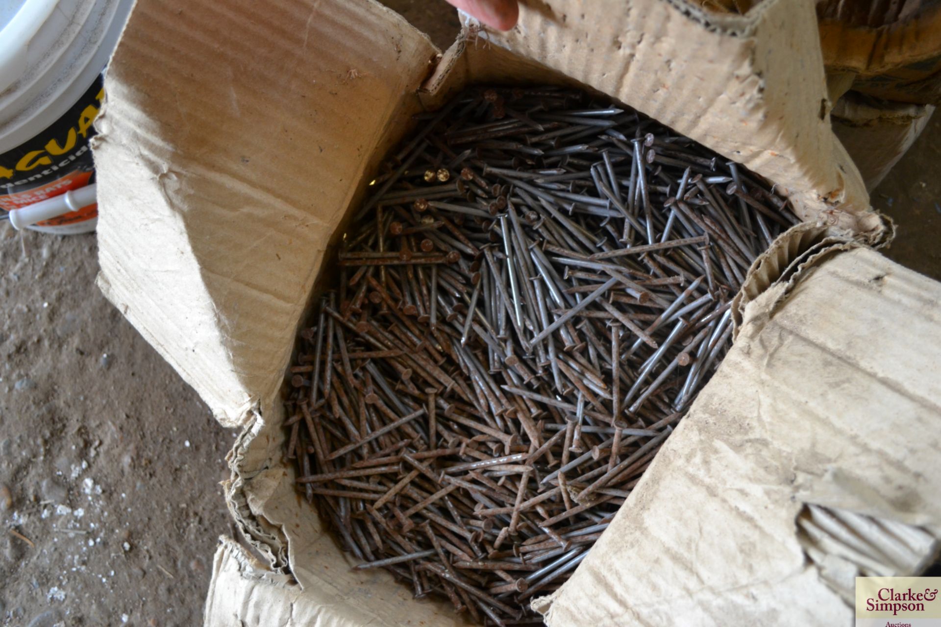 Five boxes of various nails to include 3in and 2.5in. V - Image 2 of 2