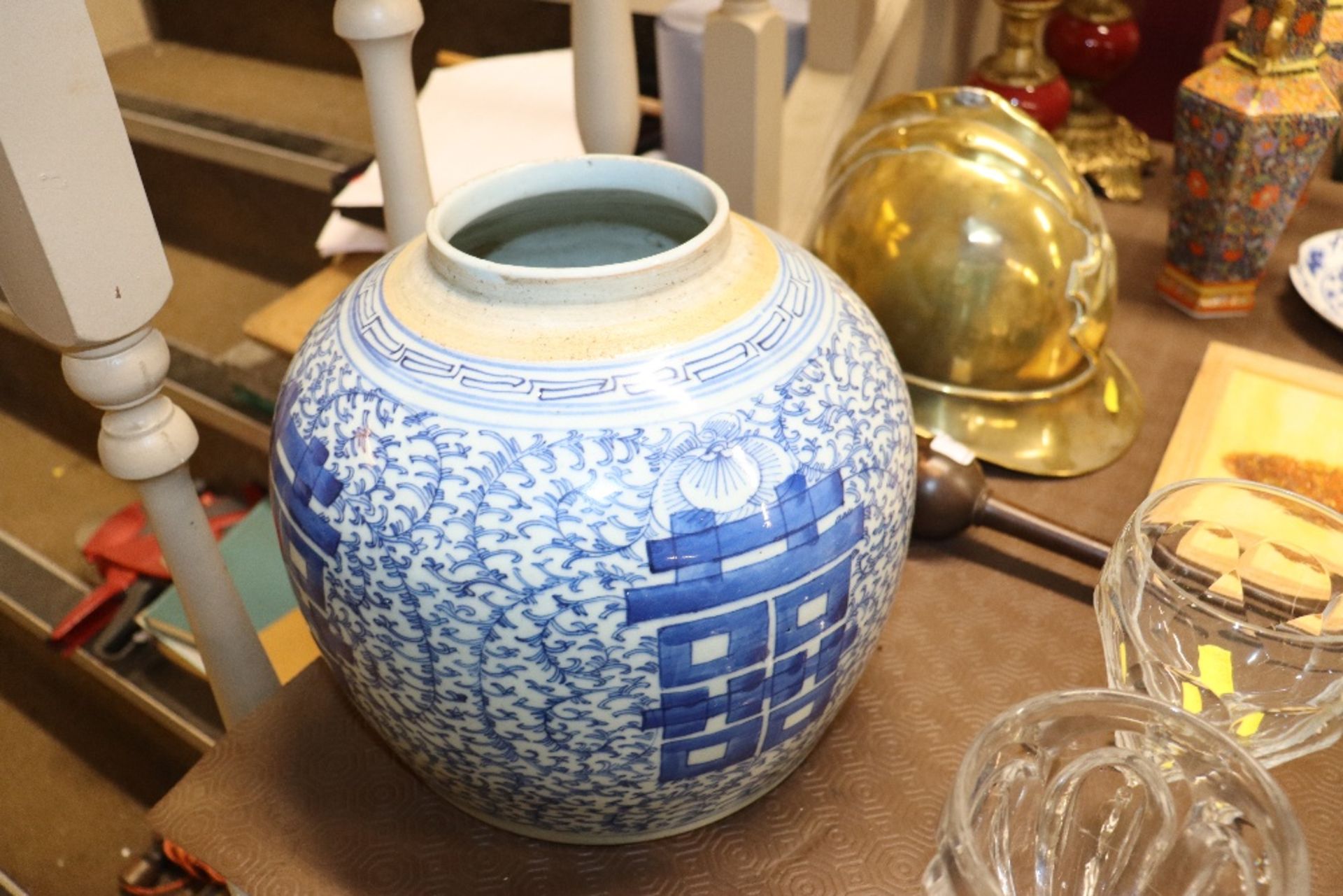 A large 19th Century Chinese blue and white jar de - Image 3 of 5