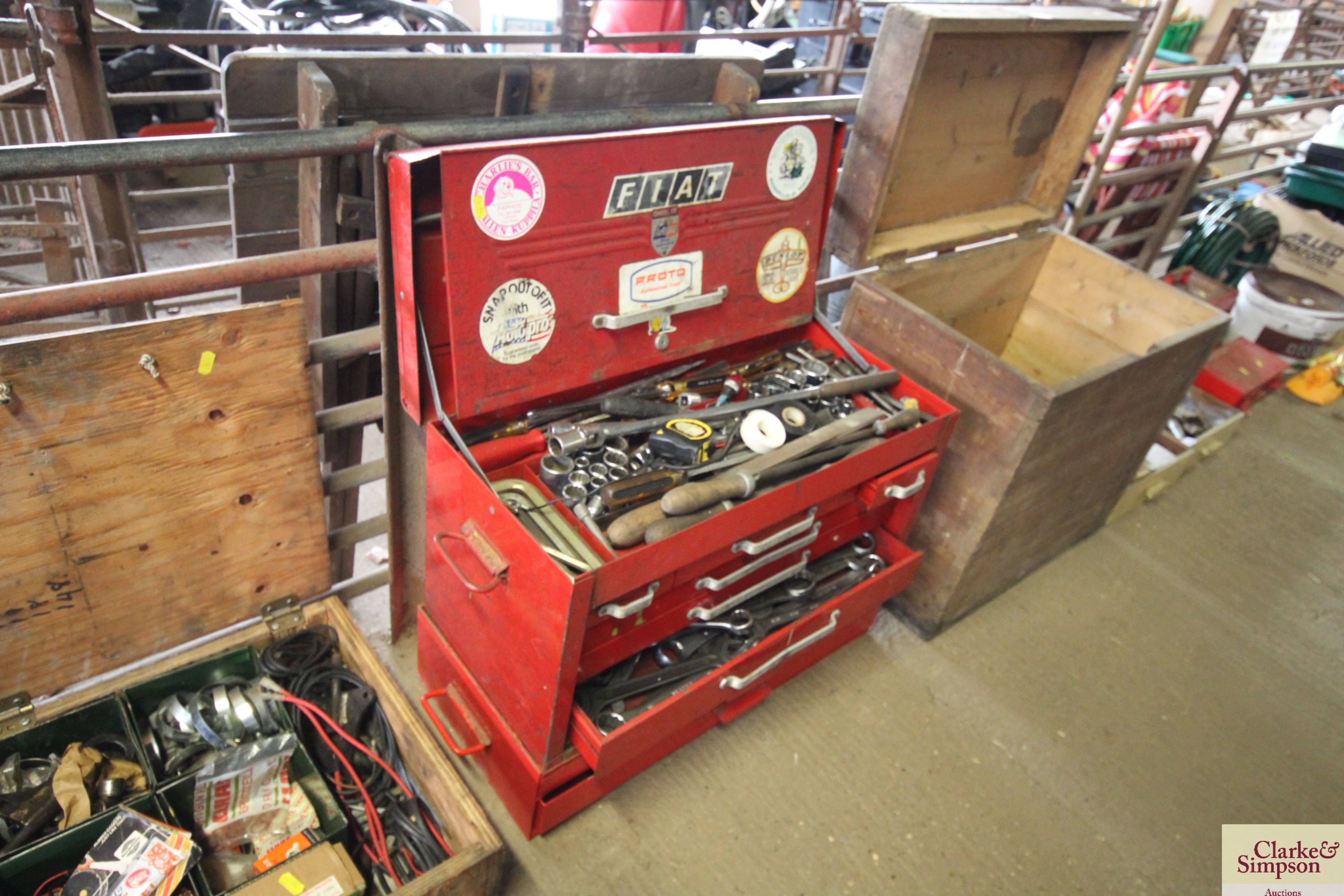 An Auto Pro fitted eight drawer tool chest with la