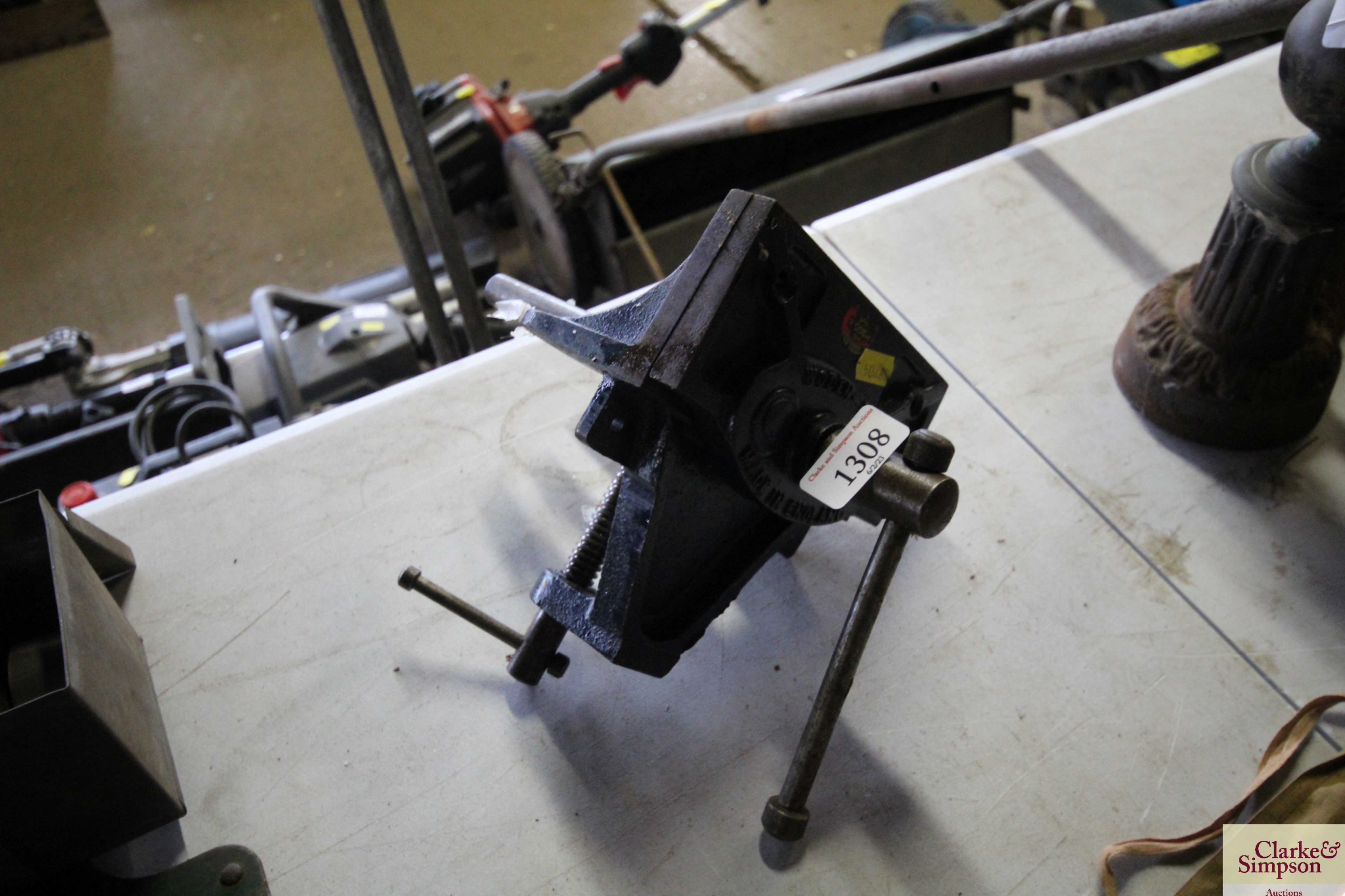 A Woden bench mounting vice