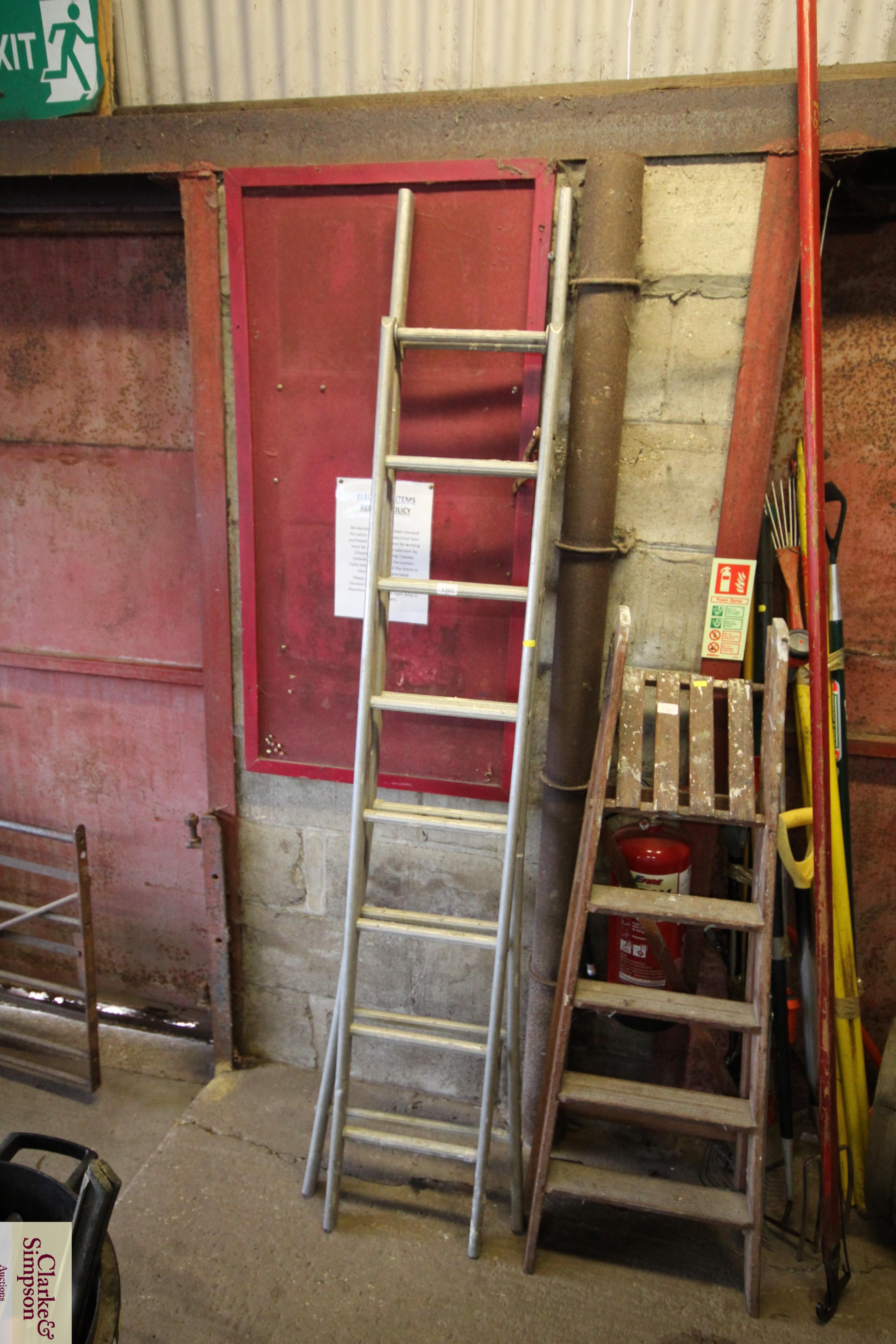 A folding aluminium step ladder