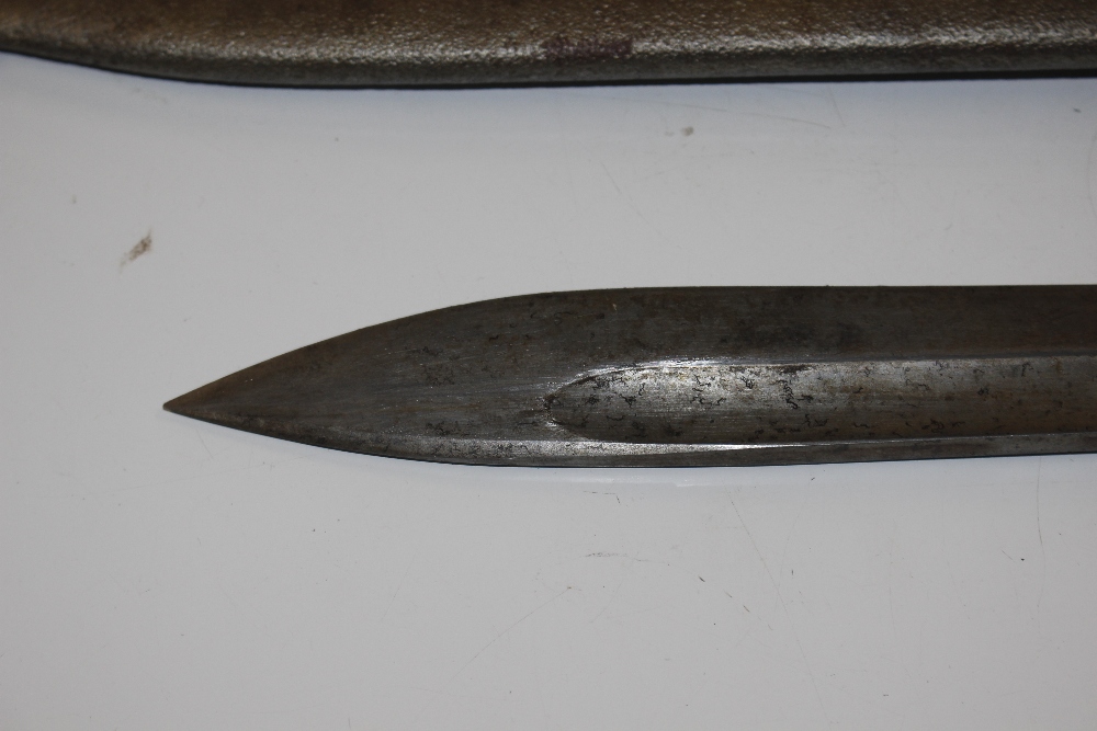 A German pattern 98/05 butchers bayonet - Image 6 of 8